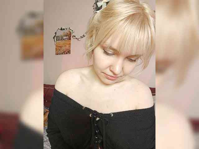 Tikoffka Live Webcam on BongaCams