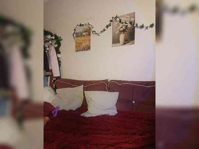 LadyAnny webcam