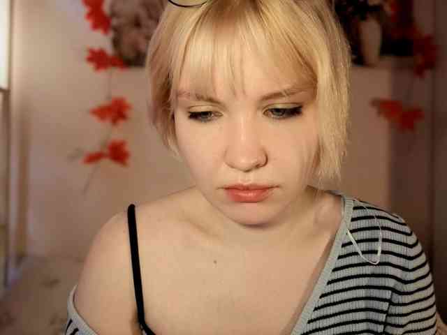 LadyAnny webcam