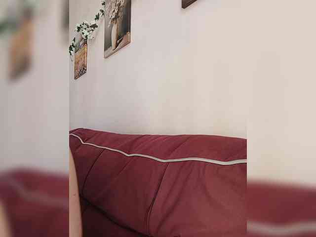 LadyAnny webcam