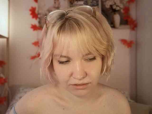LadyAnny webcam