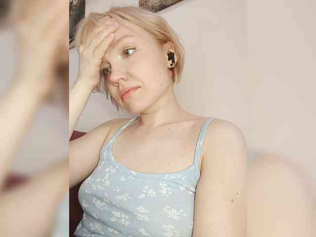LadyAnny webcam