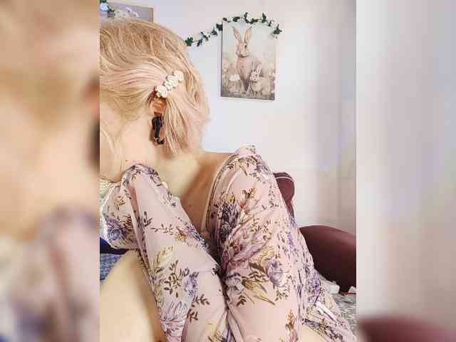 LadyAnny webcam