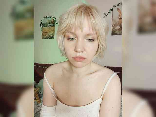 LadyAnny webcam