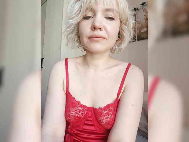 LadyAnny webcam
