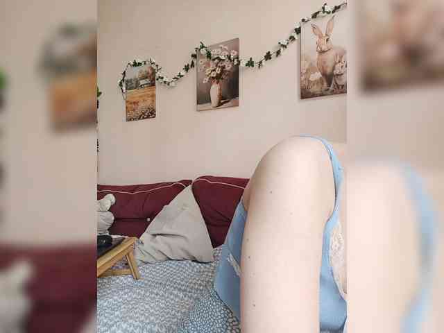 LadyAnny webcam