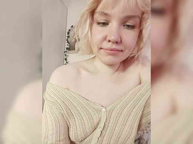 LadyAnny webcam