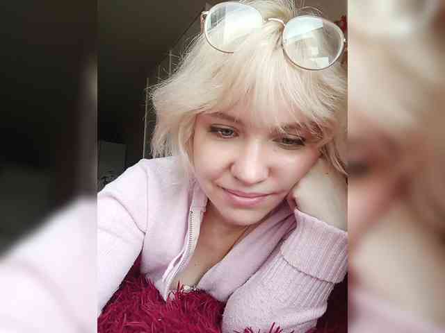 Model: LadyAnny