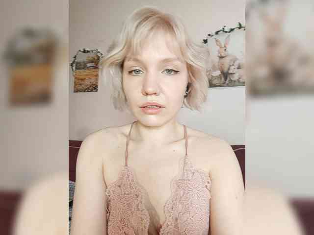 LadyAnny webcam