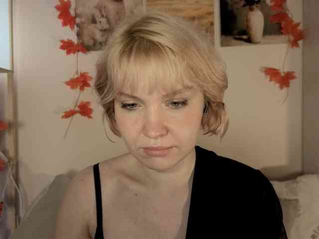 LadyAnny webcam