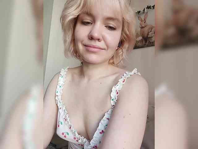 Model: LadyAnny