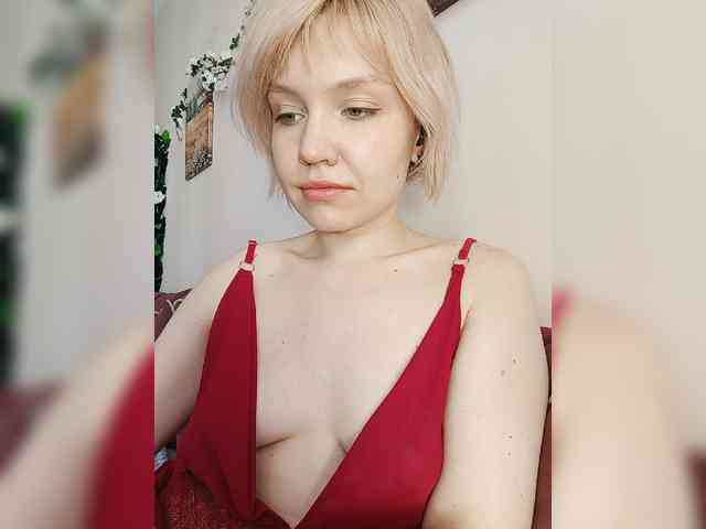 LadyAnny webcam