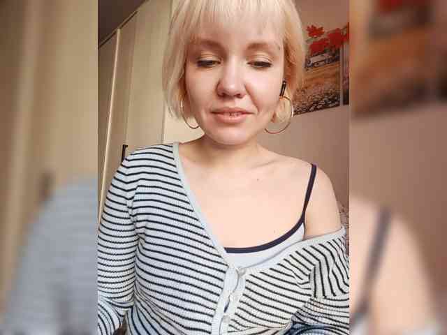 LadyAnny webcam