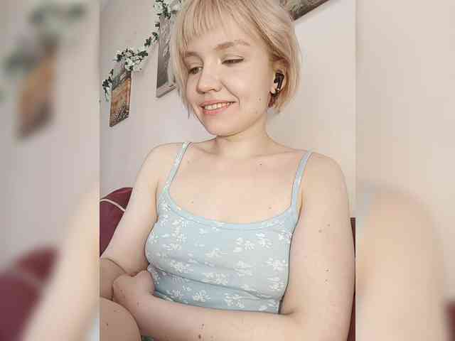 Tikoffka Live Webcam on BongaCams