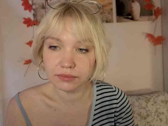 LadyAnny webcam