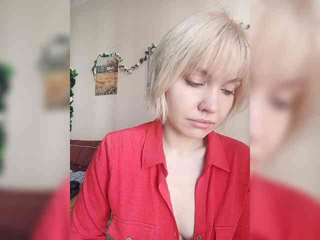 LadyAnny webcam