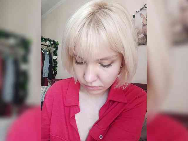 LadyAnny webcam
