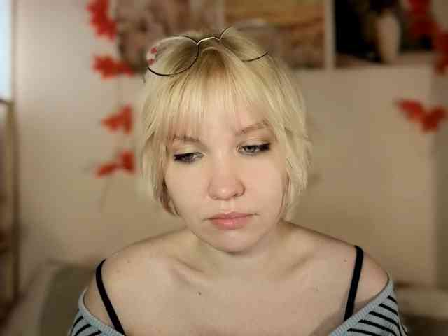 LadyAnny webcam