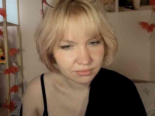 LadyAnny webcam