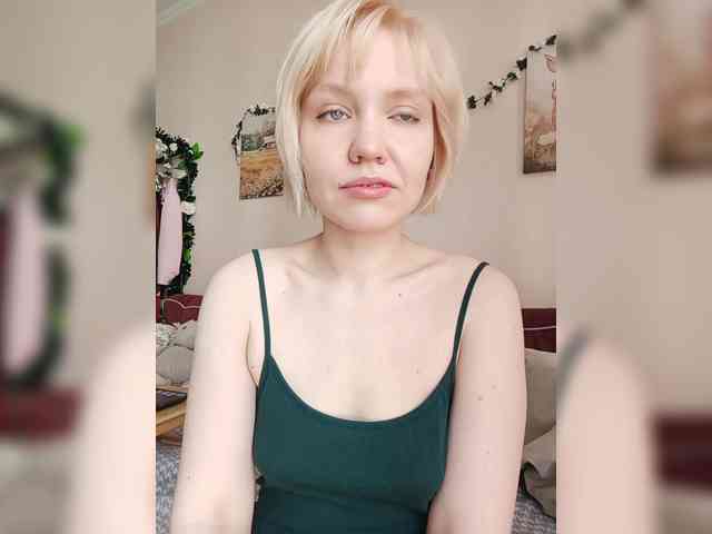LadyAnny webcam