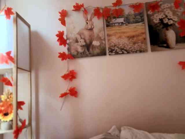 LadyAnny webcam