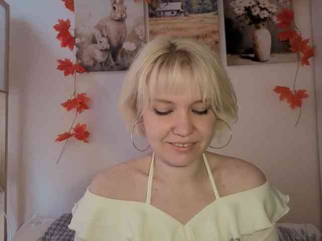 LadyAnny webcam
