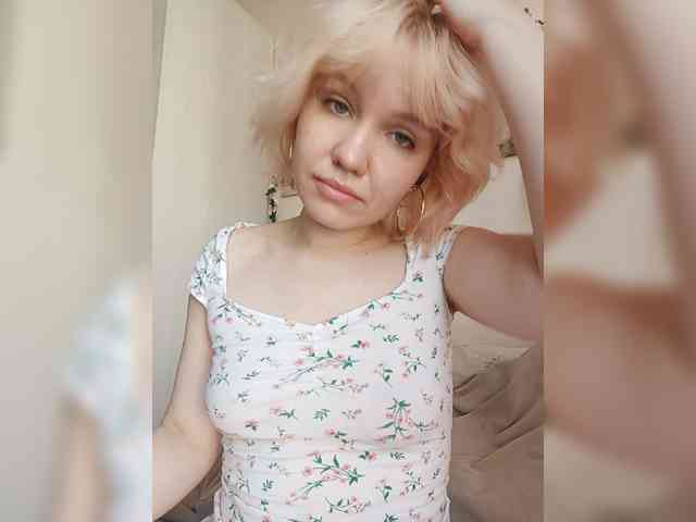 LadyAnny webcam