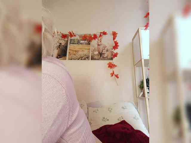 LadyAnny webcam