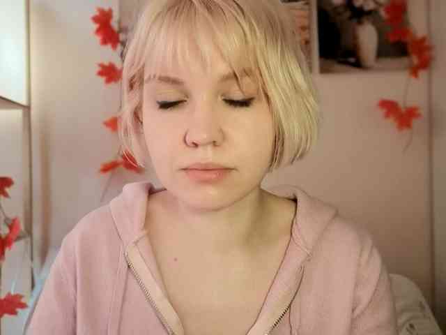 LadyAnny webcam