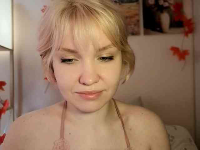 LadyAnny webcam