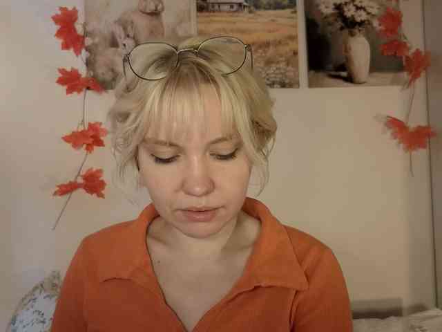 LadyAnny webcam