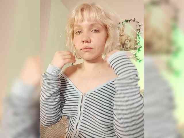 LadyAnny webcam