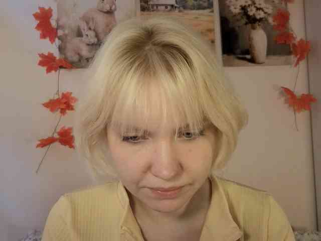 LadyAnny webcam