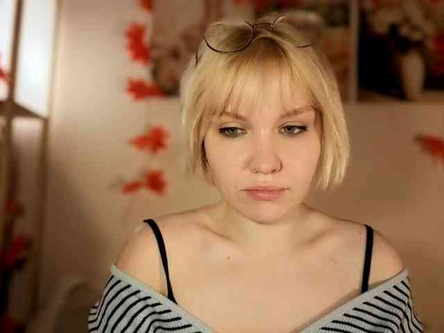 LadyAnny webcam