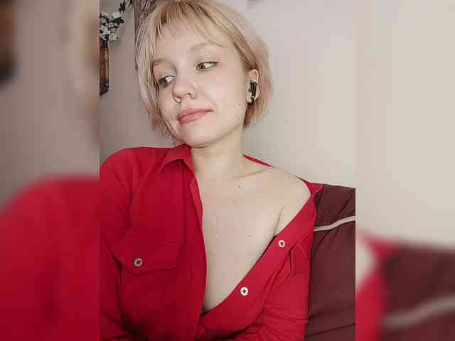 LadyAnny webcam