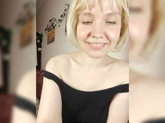 LadyAnny webcam