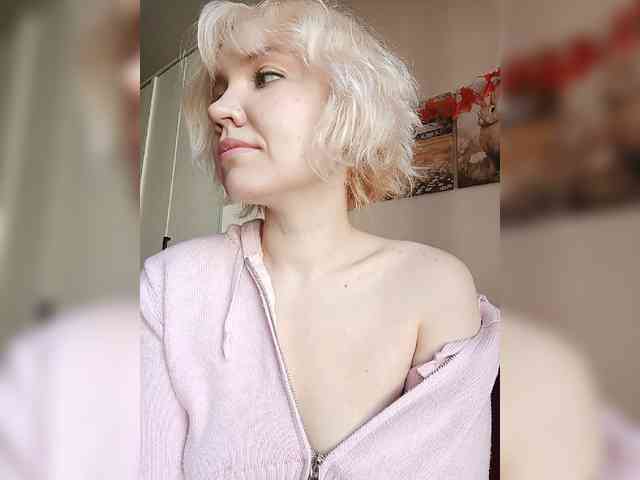 LadyAnny webcam