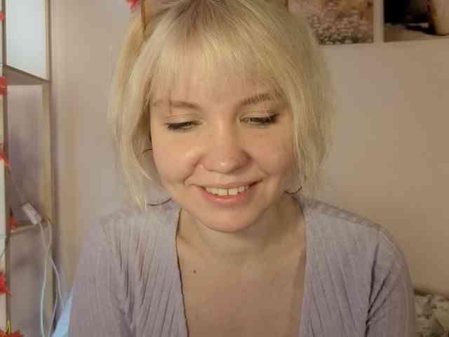 LadyAnny webcam