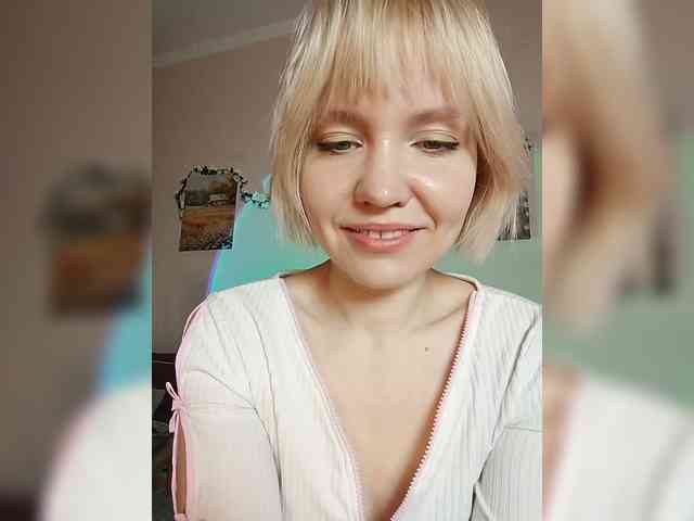 LadyAnny webcam