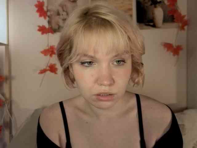 LadyAnny webcam