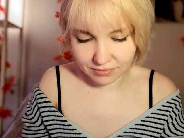 LadyAnny webcam