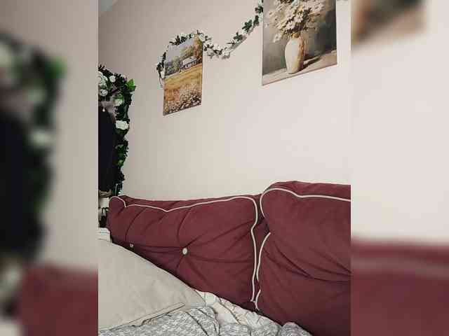 LadyAnny webcam