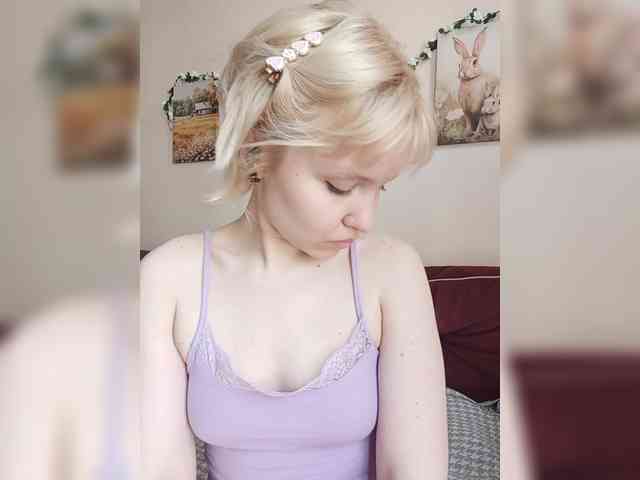 LadyAnny webcam