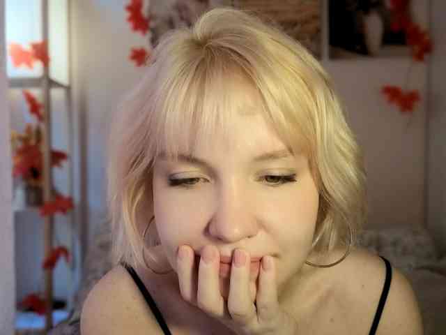 LadyAnny webcam