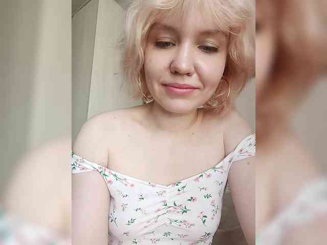 LadyAnny webcam