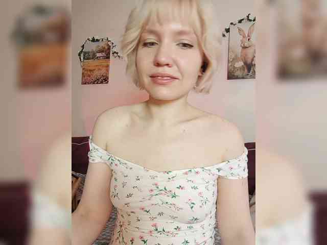 LadyAnny webcam