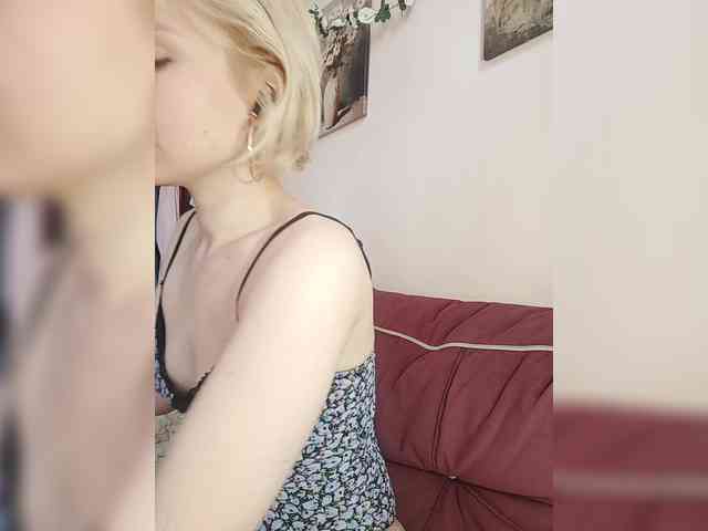 LadyAnny webcam