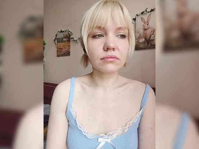 LadyAnny webcam