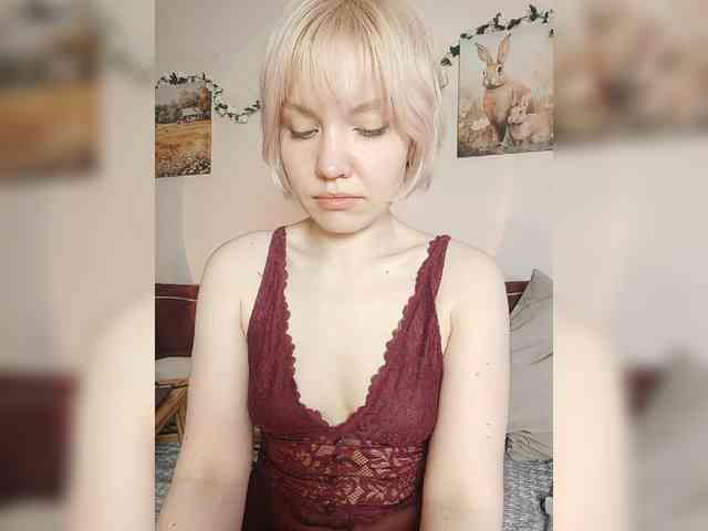 LadyAnny webcam