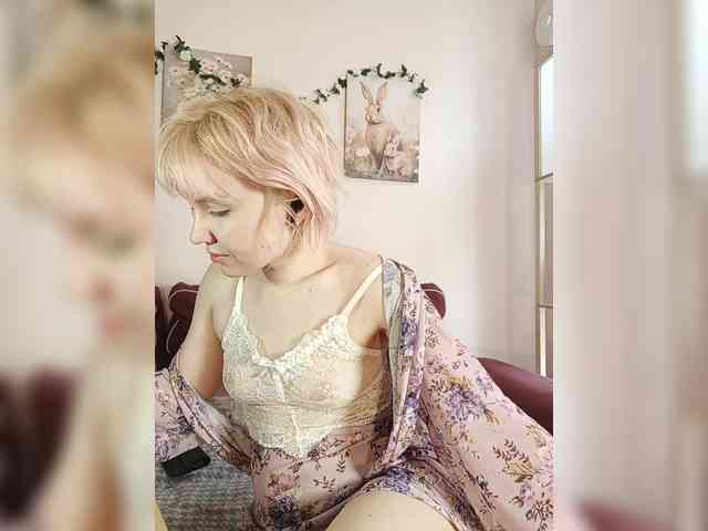 LadyAnny webcam
